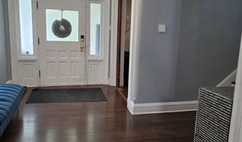 922 Summit Ave, Cincinnati, OH 45204