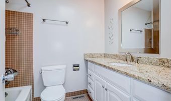 8428 MAGRUDER MILL Ct, Bethesda, MD 20817