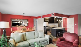 2016 N ADAMS St 508, Arlington, VA 22201