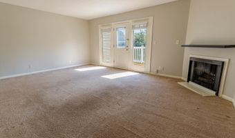 255 Fieldcrest St, Ann Arbor, MI 48103