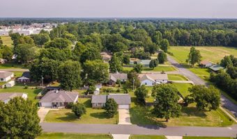 1802 Pinewood Cv, Beebe, AR 72013
