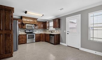 608 Surrey Ln, Benton, AR 72015