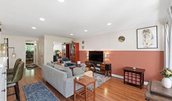 7541 SPRING LAKE Dr B-2, Bethesda, MD 20817