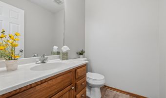 1002 Poe Ave, Ames, IA 50014