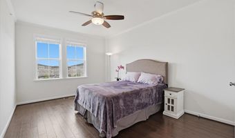 42045 BERKLEY HILL Ter, Aldie, VA 20105