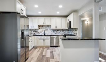 1130 Quari St, Aurora, CO 80011