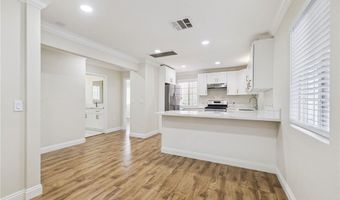 2104 Crenshaw Blvd, Los Angeles, CA 90016