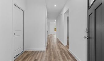 237 Amy St, Angleton, TX 77515