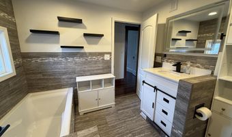 5729 California Ave, Altoona, PA 16602
