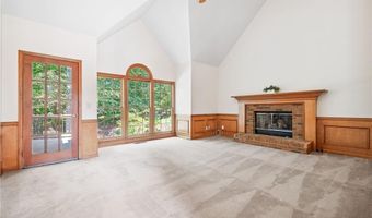 3195 Waters Mill Dr, Alpharetta, GA 30022