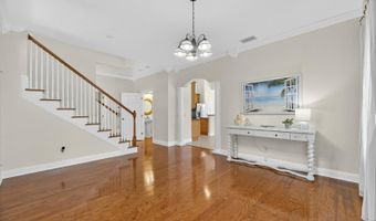 123 Aberdeen Pond Dr, Apollo Beach, FL 33572