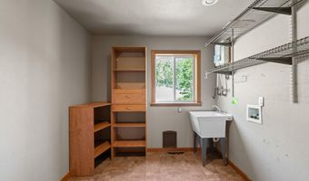 30 Steinman Dr, Ashland, OR 97520