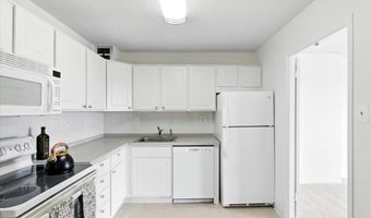 205 YOAKUM Pkwy 601, Alexandria, VA 22304