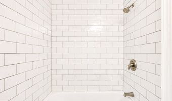 3927 PENNSYLVANIA Ave SE 101, Washington, DC 20020