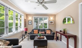 71 Primrose Hill Rd, Barrington, RI 02806
