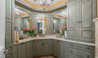 32 BENMORE Ter, Bayonne, NJ 07002
