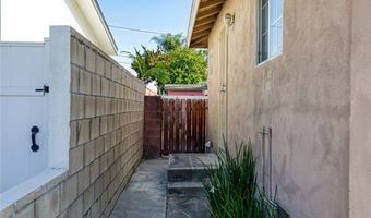 2118 W Crestwood Ln, Anaheim, CA 92804