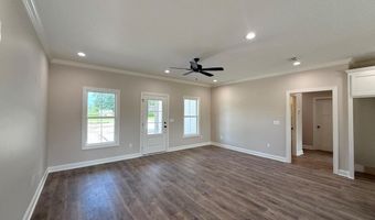2702 Thomas St, Adel, GA 31620