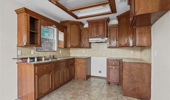 1823 N Oak St, Alton, TX 78573