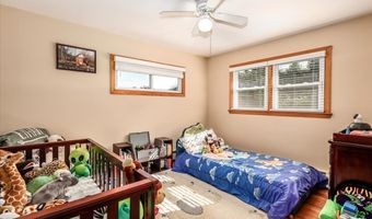 46 Jeanette Rd, Danbury, CT 06811