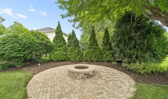 2917 E FALLCREEK Ln, Appleton, WI 54913