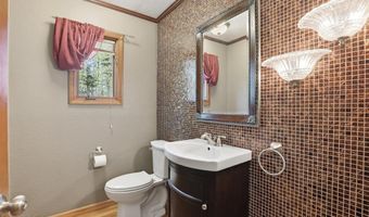 13340 Bainbridge Rd, Anchorage, AK 99516
