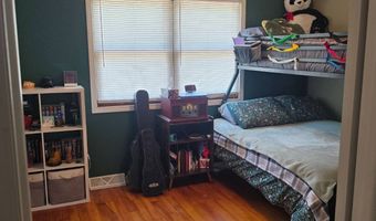 710 East St, Bottineau, ND 58318