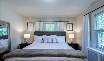 29 OLNEY Ave, North Providence, RI 02911