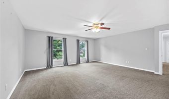 1525 Carriage Bridge Trl, Ballwin, MO 63021