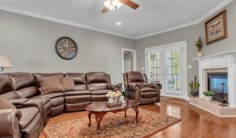 1711 River Pointe Dr, Albany, GA 31707