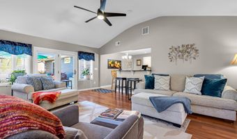 8 Eagle Dr, Bayville, NJ 08721