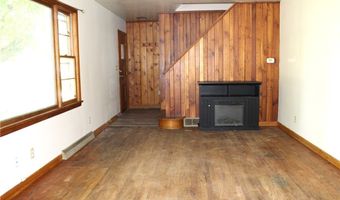 2842 Fairview Dr, Ashtabula, OH 44004