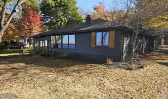 3019 1st St, Arnolds Park, IA 51331
