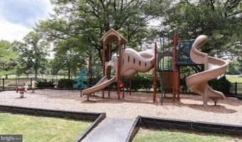 1111 ARLINGTON Blvd 615, Arlington, VA 22209