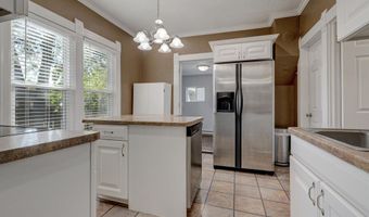 1327 N HARRIMAN St, Appleton, WI 54911