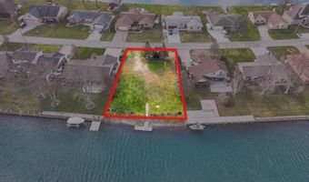 7294 Flamingo St, Algonac, MI 48001