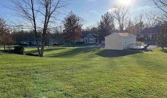 105 Linden Ln, Albia, IA 52531