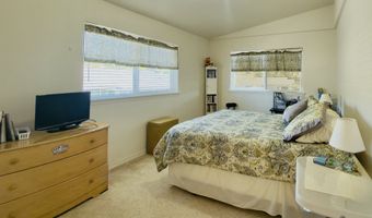 745 2ND St 8, Brookings, OR 97415