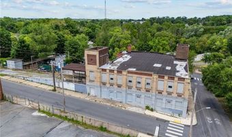 365 Whitehall St, Allentown, PA 18102
