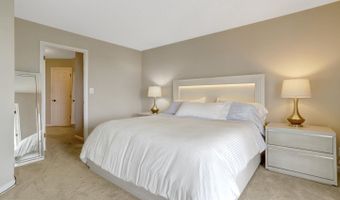 5904 MOUNT EAGLE Dr #1609, Alexandria, VA 22303