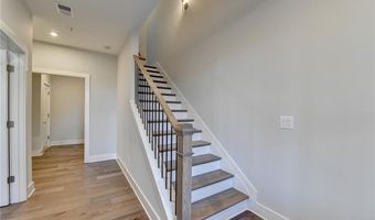 375 Chiswick Cir, Alpharetta, GA 30009