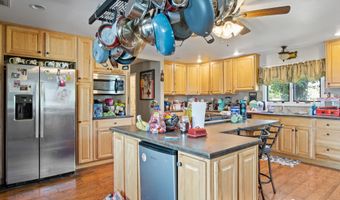 484 BROUGH Rd, Abbottstown, PA 17301