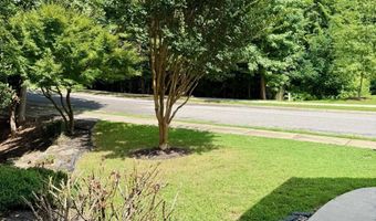 205 Huntington Shls, Athens, GA 30606