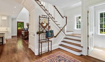 2 Settlers Trl 3, Darien, CT 06820
