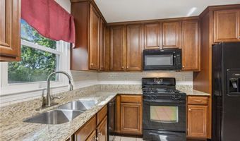 1231 Sanden Ferry Dr, Decatur, GA 30033