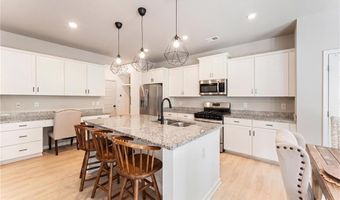 124 Cummings Ct, Ball Ground, GA 30107