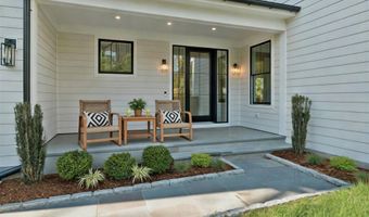 20 Marianne Rd, Darien, CT 06820