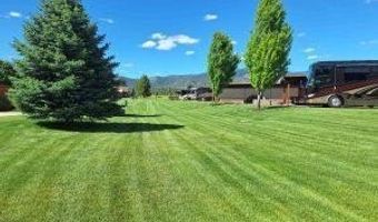 51 Sand Trap Ln, Blanchard, ID 83804