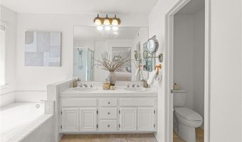 52 COTTAGE Ln, Aliso Viejo, CA 92656