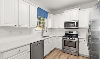 3916 Wild Blossom Ct, Acworth, GA 30101